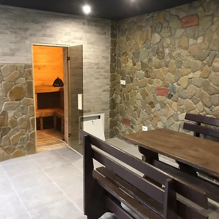 Good House *