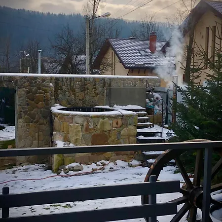 Good House Деревянный коттедж *