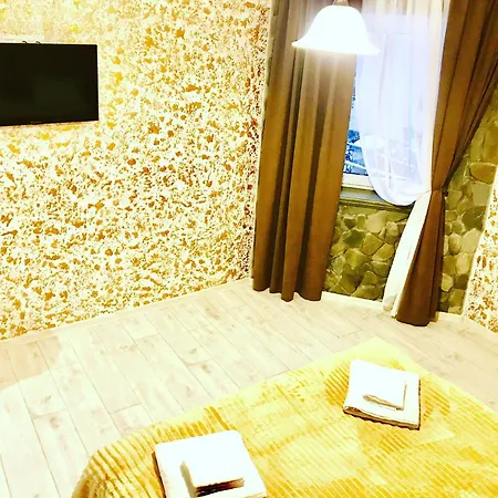 Good House *