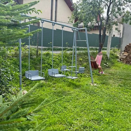 Деревянный коттедж Good House *