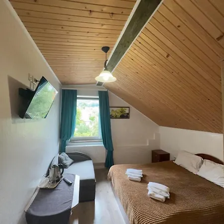 Good House * Jaremče