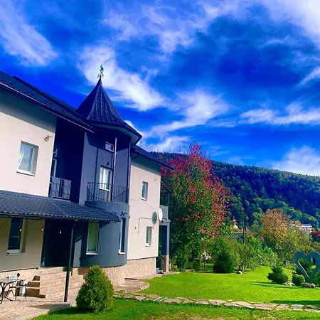 Good House Yaremche