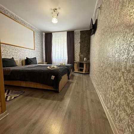 Good House Деревянный коттедж *