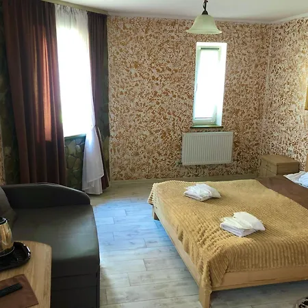 Good House * Yaremche