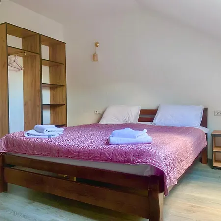 Деревянный коттедж Good House