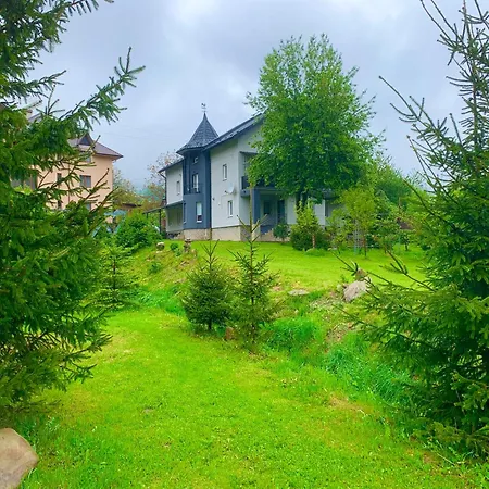 Good House Деревянный коттедж *