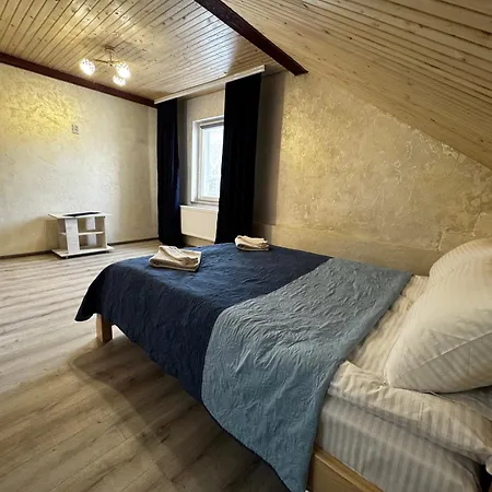 Good House * Yaremche
